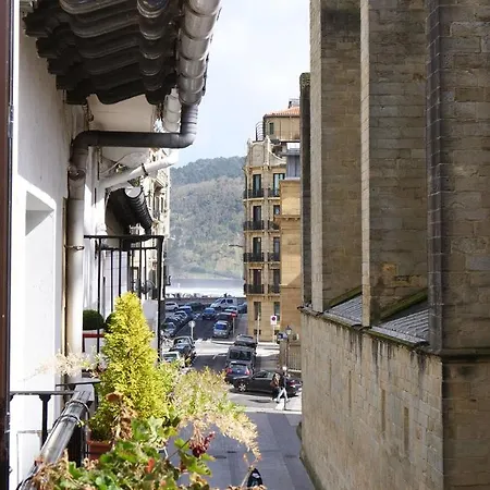 Apain Ht Habitación en casa particular San Sebastián